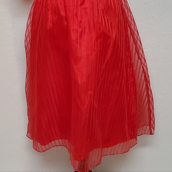 VINTAGE 1970s Shangri-La Red Pinstripe One-Shoulder Belted Midi Dress ILGWU - Picture 8 of 16